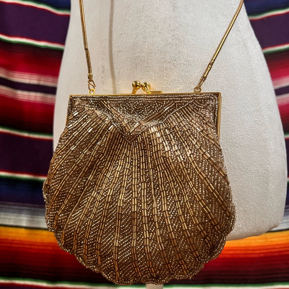 Valerie Steven’s Pink/Gold Evening Crossbody Shell Purse Kiss Closure